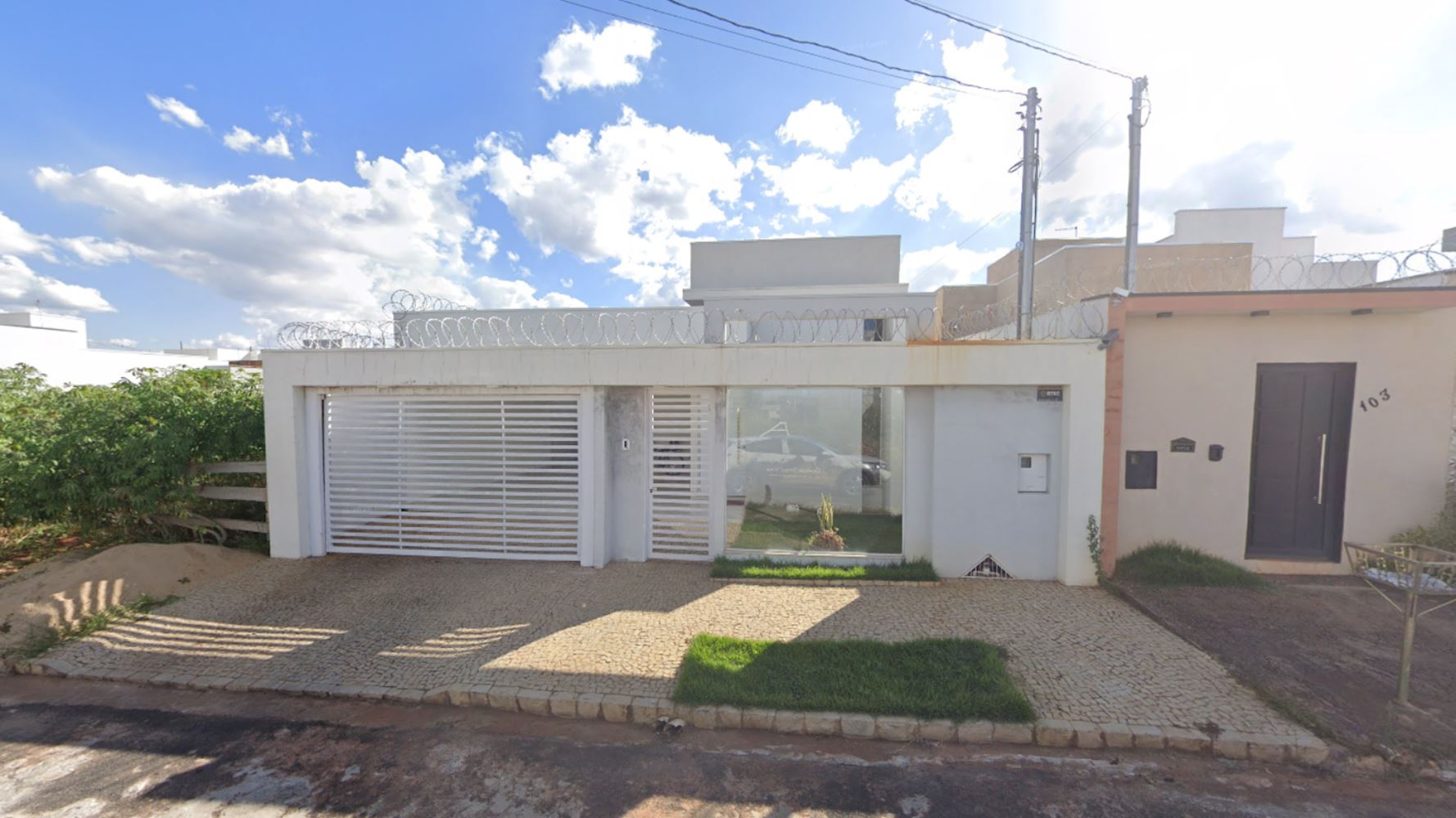 Casa, Interlagos em Araguari, MG