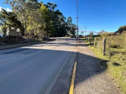 Casa, Vila Seca em Caxias do Sul, RS — foto 3 de 3