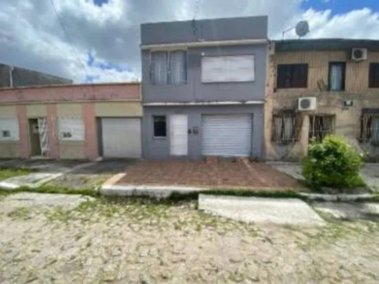 Casa em Pelotas, RS — foto 2 de 4