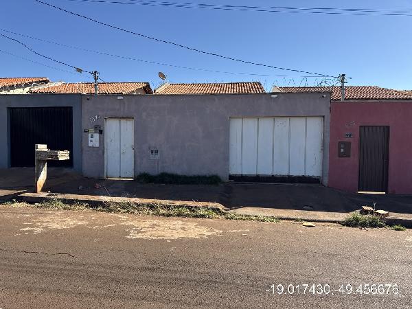Casa, Nova Ituiutaba I, Ituiutaba, MG