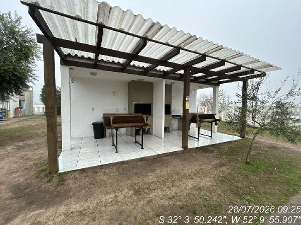 Apartamento, Vila São João em Rio Grande, RS