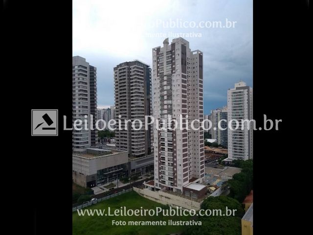 LONDRINA (PR): APTO. COM GARAGENS 194,2565 m²