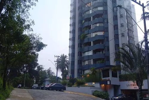 Apartamento DESOCUPADO em Atiradores, Joinville, SC