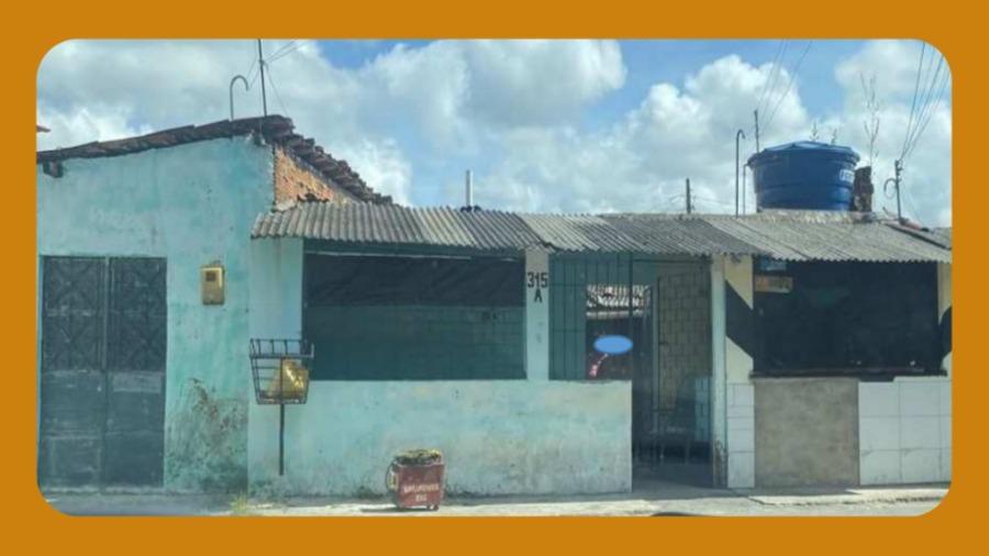 Casa, Situada na Rua do Arame, Nº315, na Chã da Jaqueira, em Bebedouro, Maceió/Al.__