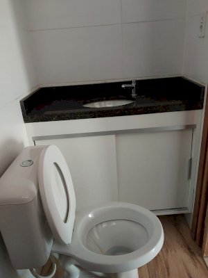 Apartamento Condomínio, Residencial, 2 dormitório(s), 2 vaga(s) de garagem