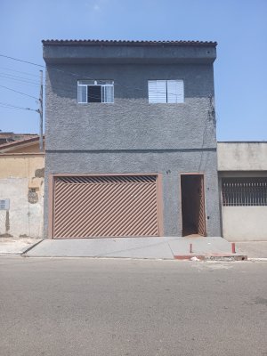 Casa, Mista, Serraria, 3 dormitório(s), 2 vaga(s) de garagem