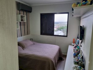Apartamento Condomínio, Residencial, 3 dormitório(s), 1 vaga(s) de garagem