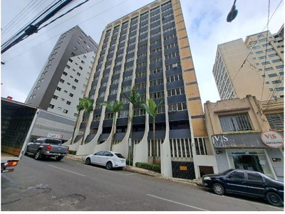 Apartamento nº 8 com área util de 264,17 do Edifício Carvalhaes,-  Localizado na Rua Dr. Colares, nº 562, Bairro: Centro, Ponta Grossa/PR