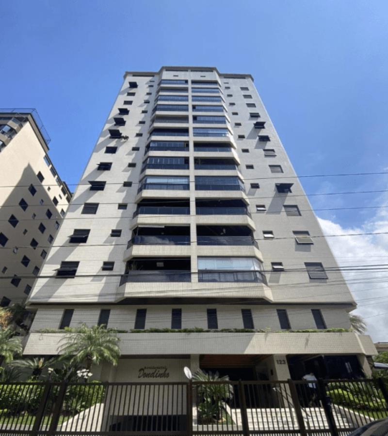 Santos- apto de 03 dorm- suíte- sala-varanda-187m² úteis